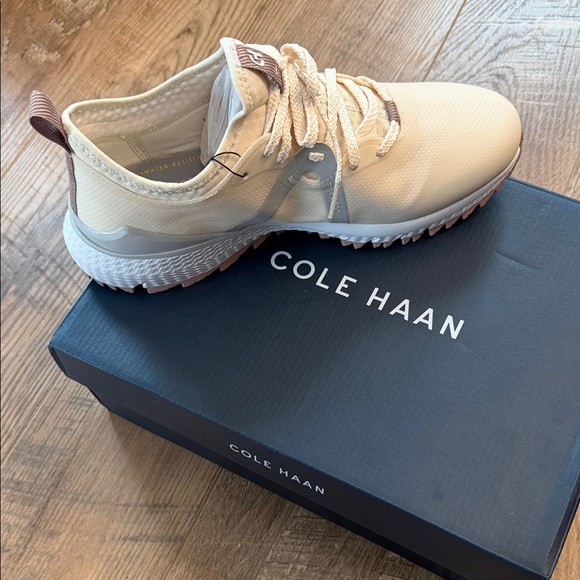 🆕 Cole Haan ZeroGrand Overtake Off-White Athletic Golf Shoes Women’s Size 10.5 - Picture 2 of 5